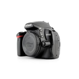 Nikon D3000 + Nikon AF-S DX 18-55mm f/3.5-5.6 G VR