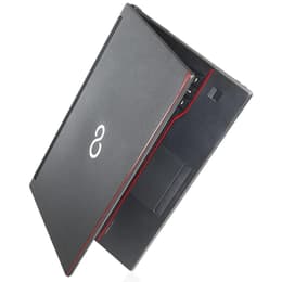 Fujitsu LifeBook E556 15" Core i5 2,4 GHz - SSD 512 GB - 16GB QWERTZ - Deutsch