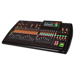 Behringer X32 Musikinstrumente