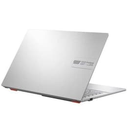 Asus VivoBook Go 15 E1504GA-NJ546W 15" Core i3 3.8 GHz - SSD 512 GB - 8GB QWERTY - Spanisch