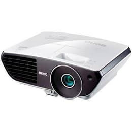 Beamer Benq W700 2200 Helligkeit Weiß