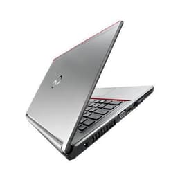 Fujitsu LifeBook E736 13" Core i5 2.4 GHz - SSD 256 GB - 8GB AZERTY - Französisch