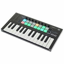 Novation Launchkey Mini Mk3 Musikinstrumente