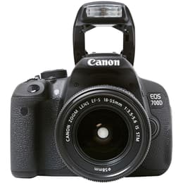 Spiegelreflexkamera EOS 700D - Schwarz + Canon EF-S 18-55mm f/3.5-5.6 IS STM + EF-S 55-250mm f/4-5.6 IS STM f/3.5-5.6 + f/4-5.6