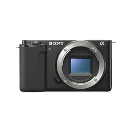 ZV-E10 - Schwarz + Sony E PZ 16-50mm f/3.5-5.6 OSS f/3.5-5.6