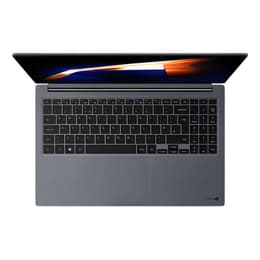 Samsung Galaxy Book4 15" Core i3 1.3 GHz - SSD 256 GB - 8GB QWERTY - Italienisch