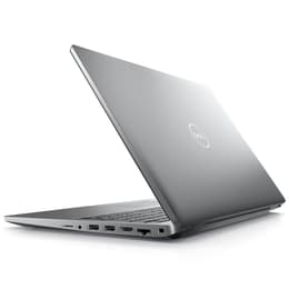 Dell Latitude 5530 15" Core i5 1.3 GHz - SSD 256 GB - 16GB QWERTY - Schwedisch