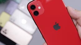 Das iPhone 11 rot